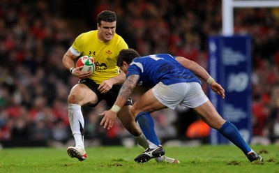 13.11.09 - Wales v Samoa - Invesco Perpetual Series 2009 - Wales' Jamie Roberts. 