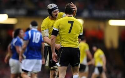 13.11.09 - Wales v Samoa - Invesco Perpetual Series 2009 - Wales' Ryan Jones and Sam Warburton. 
