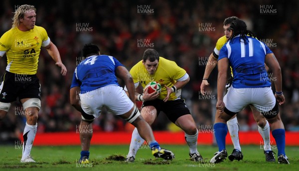 13.11.09 - Wales v Samoa - Invesco Perpetual Series 2009 - Wales' Paul James. 