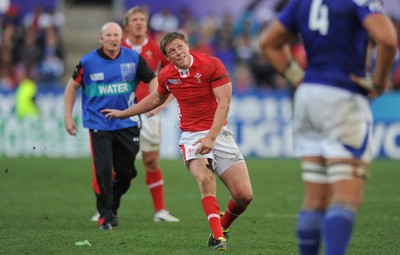 18.09.11 - Wales v Samoa - Rugby World Cup 2011 - Rhys Priestland of Wales kicks at goal. 
