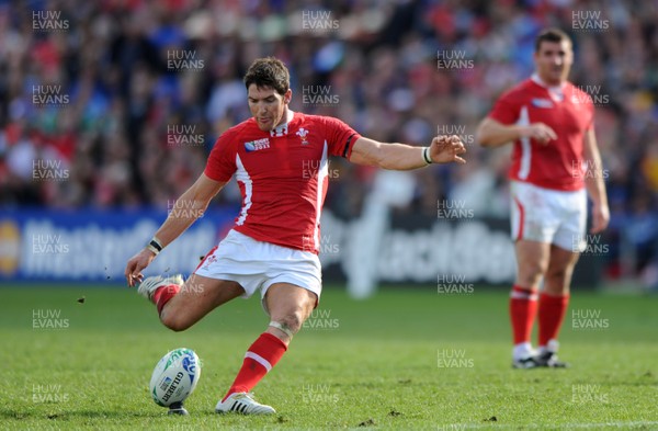 18.09.11 - Wales v Samoa - Rugby World Cup 2011 - James Hook of Wales kicks at goal. 