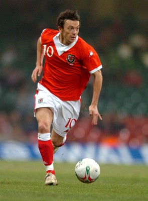 28.03.07 - Wales v San Marino - UEFA Euro 2008 Qualifying Group D - Wales' Simon Davies 