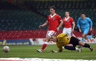 28.03.07 - Euro 2008 Qualifier Wales v San Marino Wales Jason Koumas strokes home his saved penalty to claim his sides third goal 