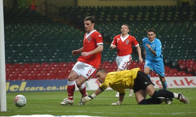28.03.07 - Euro 2008 Qualifier Wales v San Marino Wales Jason Koumas strokes home his saved penalty to claim his sides third goal 