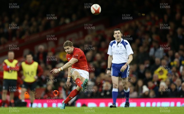 030218 - Wales v Scotland - Natwest 6 Nations - Leigh Halfpenny of Wales kicks a penalty