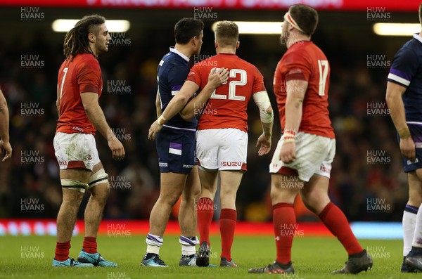 030218 - Wales v Scotland - Natwest 6 Nations - Sean Maitland of Scotland and Gareth Anscombe of Wales shake hands at full time