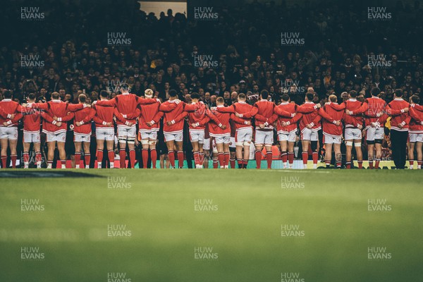 030224 - Wales v Scotland - Guinness Six Nations -  Players line up for the anthems 