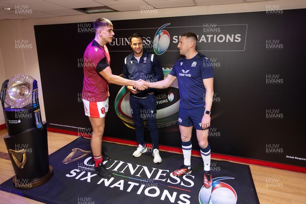 030224 - Wales v Scotland - Guinness 6 Nations 2024 - Captains Dafydd Jenkins of Wales and Finn Russell of Scotland with Referee Ben O�Keeffe at the coin toss