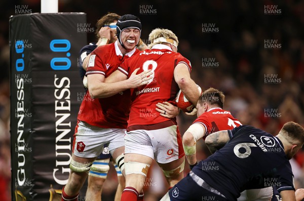 030224 - Wales v Scotland - Guinness 6 Nations 2024 - Aaron Wainwright of Wales celebrates scoring a try with team mates