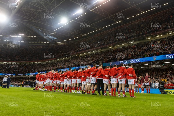 030224 - Wales v Scotland - Guinness 6 Nations 2024 - Wales during the anthem