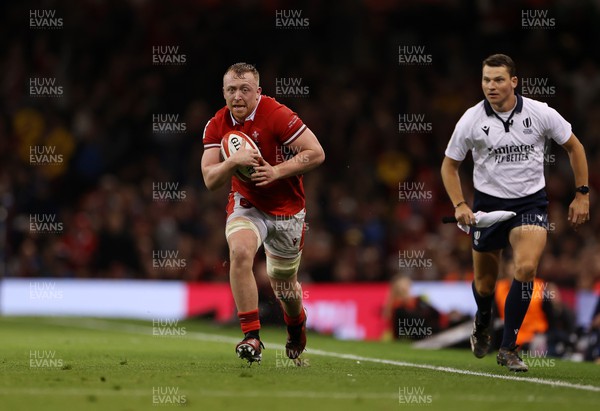 030224 - Wales v Scotland - Guinness 6 Nations 2024 - Tommy Reffell of Wales 