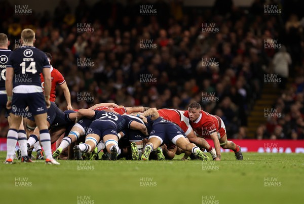 030224 - Wales v Scotland - Guinness 6 Nations 2024 - Alex Mann of Wales in the scrum