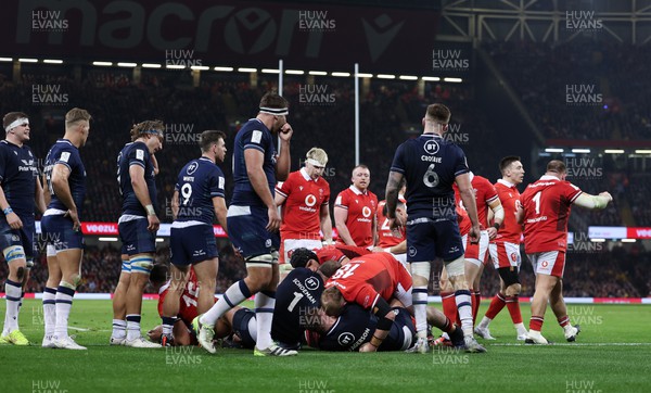 030224 - Wales v Scotland, Guinness Six Nations 2024 - James Botham of Wales powers over to score their first try