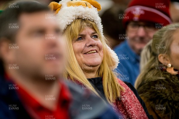 031118 - Wales v Scotland, Under Armour Series - Fans during the game 