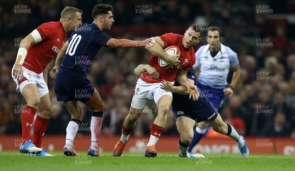 031118 - Wales v Scotland - Under Armour Series - Gareth Davies of Wales is tackled by Hamish Watson of Scotland