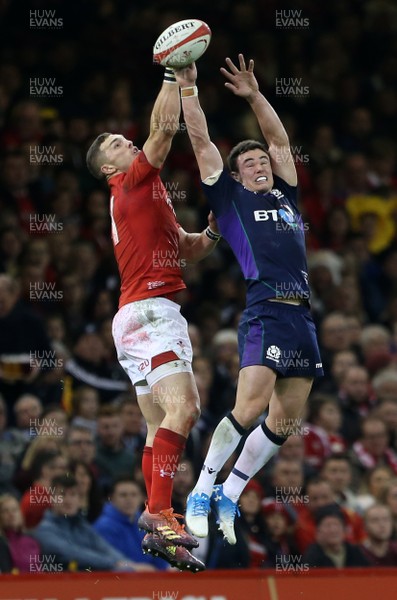 031118 - Wales v Scotland - Under Armour Series - George North of Wales goes up for the ball with Lee Jones of Scotland