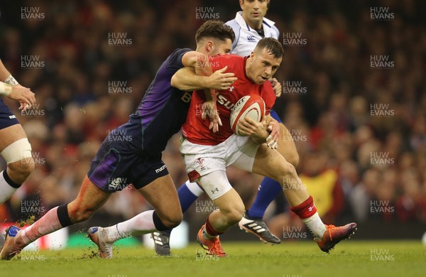 031118 - Wales v Scotland, Under Armour Series 2018 - Gareth Davies of Wales is tackled by Adam Hastings of Scotland