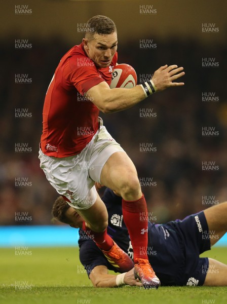031118 - Wales v Scotland, Under Armour Series 2018 - George North of Wales crashes through the tackle from Huw Jones of Scotland to score try