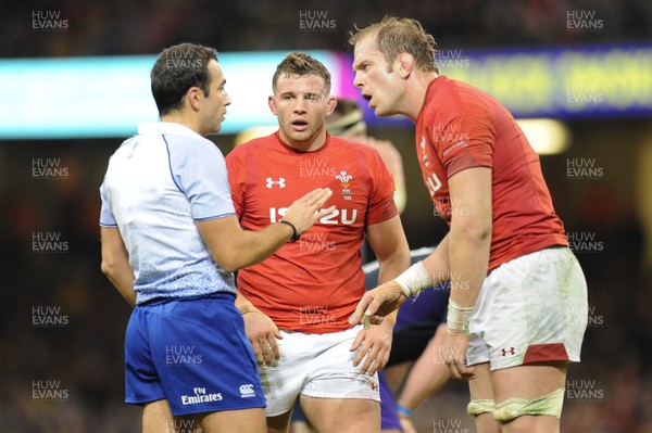 031118 - Wales v Scotland - Under Armour Series - Elliot Dee of Wales and Alun Wyn Jones of Wales talk to referee Mathieu Raynal