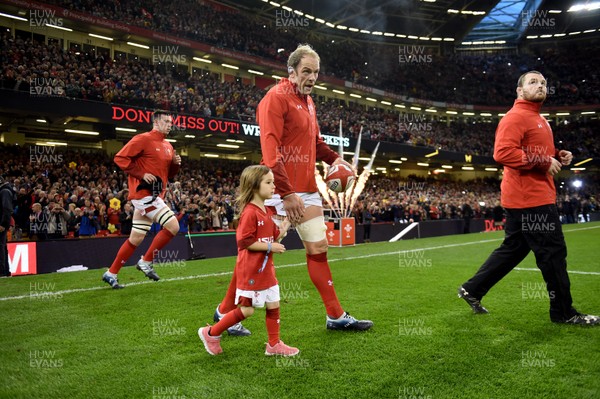 031118 - Wales v Scotland - Doddle Weir Cup -  Alun Wyn Jones of Wales leads his team out with the mascot