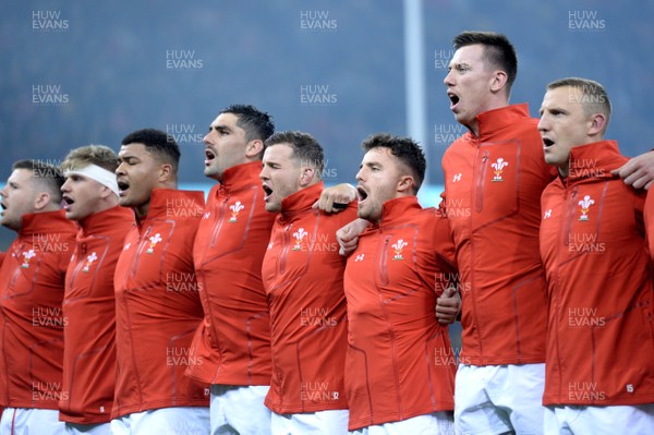 031118 - Wales v Scotland - Under Armour Series - Rob Evans, Aaron Wainwright, Leon Brown, Cory Hill, Elliot Dee, Luke Morgan, Adam Beard and Hadleigh Parkes during the anthems