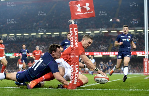 031118 - Wales v Scotland - Under Armour Series - George North of Wales runs in to score try before the try is disallowed