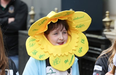 110426 - Wales v Scotland, Guinness Women’s 6 Nations - Wales players are greeted by fans as they leave the hotel for the stadium
