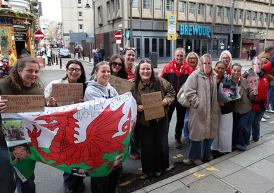 110426 - Wales v Scotland, Guinness Women’s 6 Nations - Wales players are greeted by fans as they leave the hotel for the stadium