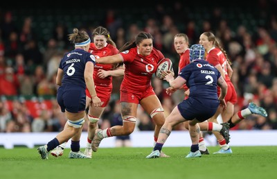 110426 - Wales v Scotland, Guinness Women’s 6 Nations - Jorja Aiono of Wales takes on Rachel Malcolm of Scotland