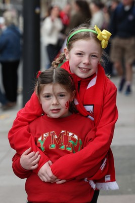 110426 - Wales v Scotland, Guinness Women’s 6 Nations - Wales players are greeted by fans as they leave the hotel for the stadium