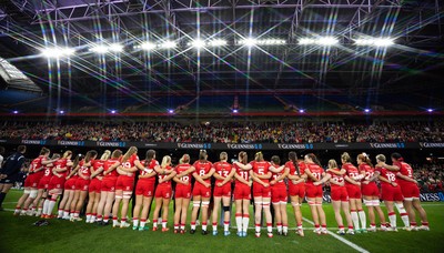 110426 - Wales v Scotland, Guinness Women’s 6 Nations - The Wales team line up for the anthem 