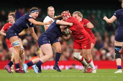 110426 - Wales v Scotland, Guinness Women’s 6 Nations - Donna Rose of Wales charges forward