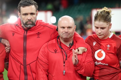 110426 - Wales v Scotland, Guinness Women’s 6 Nations - Sean Lynn, Wales Women head coach speaks to the players at the end of the match