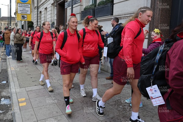 110426 - Wales v Scotland, Guinness Women’s 6 Nations - Wales players are greeted by fans as they leave the hotel for the stadium