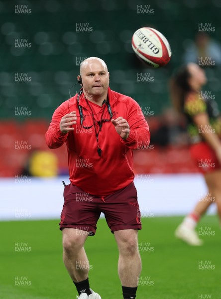 110426 - Wales v Scotland, Guinness Women’s 6 Nations - Sean Lynn, Wales Women head coach during warm up