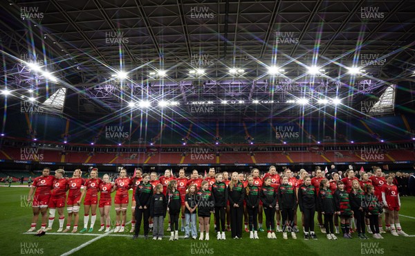 110426 - Wales v Scotland, Guinness Women’s 6 Nations - The Wales Women’s team line up for the anthem