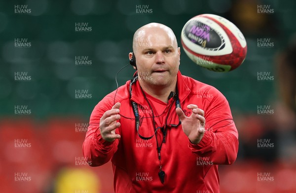 110426 - Wales v Scotland, Guinness Women’s 6 Nations - Sean Lynn, Wales Women head coach