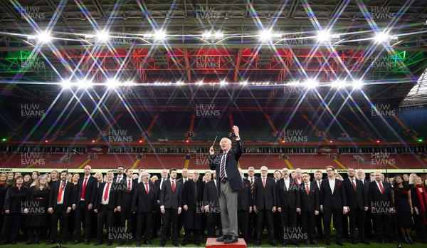 110426 - Wales v Scotland, Guinness Women’s 6 Nations - The choirs perform pre match
