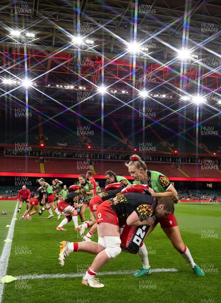 110426 - Wales v Scotland, Guinness Women’s 6 Nations -The Wales team warm up at the Principality Stadium