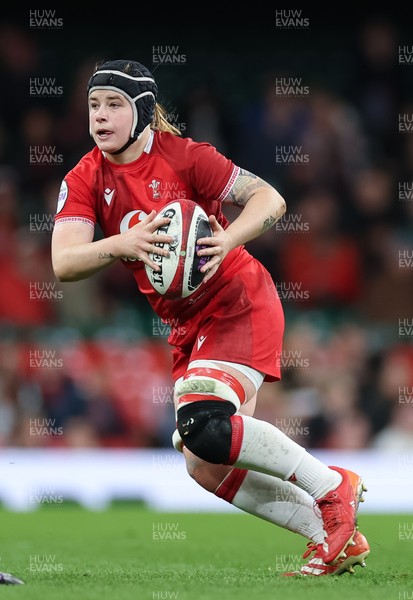 110426 - Wales v Scotland, Guinness Women’s 6 Nations - Bethan Lewis of Wales