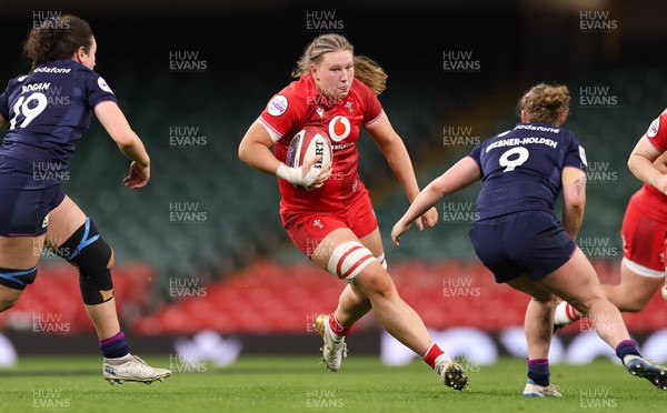 110426 - Wales v Scotland, Guinness Women’s 6 Nations - Alaw Pyrs of Wales takes on Holland Bogan of Scotland and Leia Brebner-Holden of Scotland 