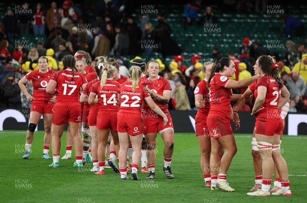 110426 - Wales v Scotland, Guinness Women’s 6 Nations - Wales players at the end of the match