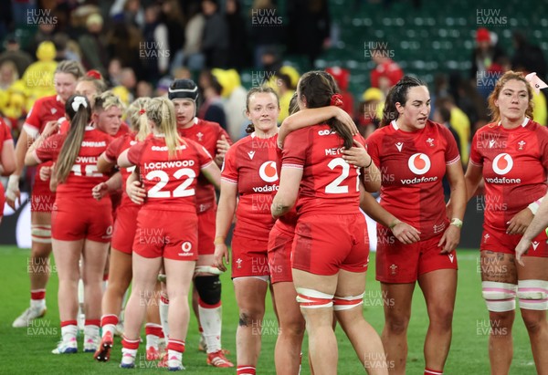 110426 - Wales v Scotland, Guinness Women’s 6 Nations - Wales players at the end of the match