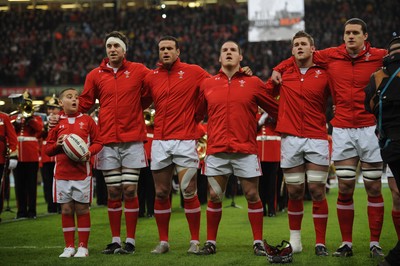 120212 - Wales v Scotland - RBS Six Nations 2012 -Players line up for the anthems