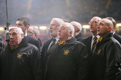 120212 - Wales v Scotland - RBS 6 Nations -The choir performs