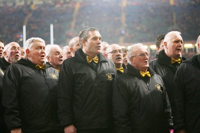 120212 - Wales v Scotland - RBS 6 Nations -The choir performs