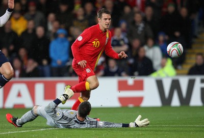 121012 - Wales v Scotland,  FIFA 2014 World Cup Qualifier -Wales' Aaron Ramsey fails to find the net after putting the ball past Scotland's Allan McGregor