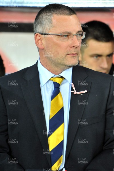 121012 - Wales v Scotland - FIFA 2014 World Cup Qualifying Campaign - Scotland managr Craig Levein