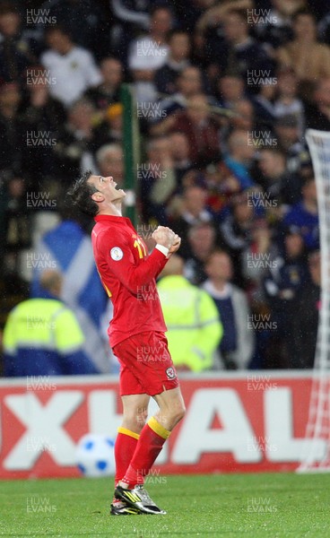 121012 - Wales v Scotland,  FIFA 2014 World Cup Qualifier -Wales' Gareth Bale celebrates at the end of the match