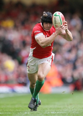 13.02.10 Wales v Scotland... Leigh Halfpenny sets off for his try. .